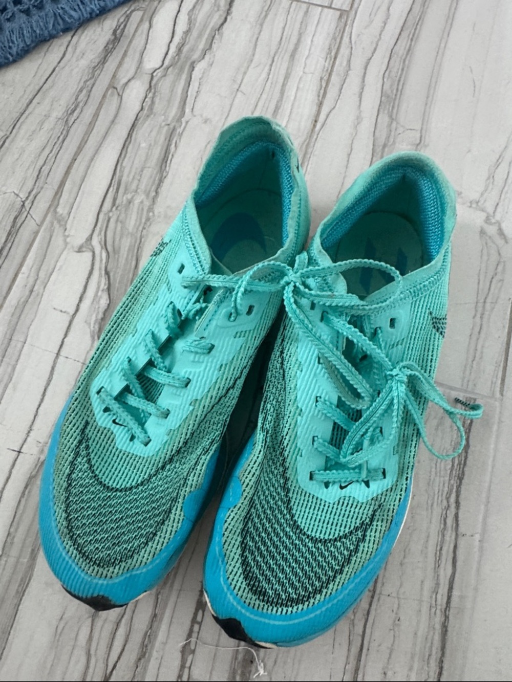 Nike zoom Lightweight Women's Turquoise Running Sneakers 6